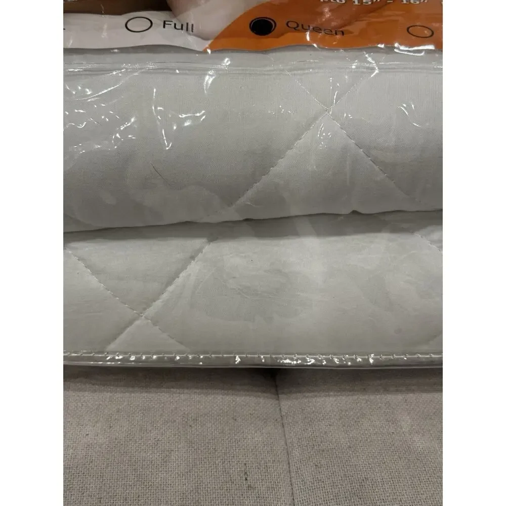 Utopia Bedding Quilted Fitted Mattress Pad Queen Deep Pocket 15-16in Cover